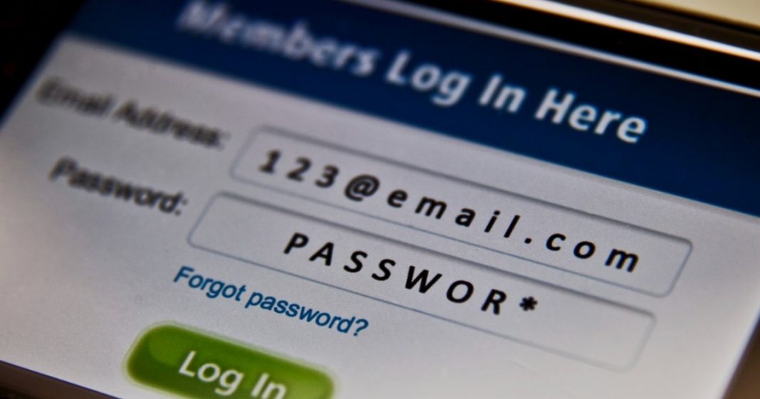 Las tendencias de 'incumplimiento de datos de contraseñas' como 16 mil millones de Apple, Google, Facebook y más contraseñas se filtran 
