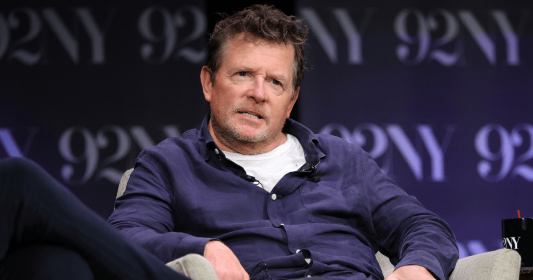 Michael J. Fox de Regreso al futuro recuerda haber conocido al actor al que reemplazó después de 4 décadas
