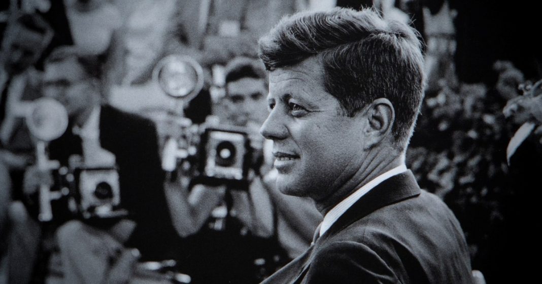 capturing-kennedy-still.jpg El tráiler de Capturando a Kennedy analiza la historia no contada de JFK | Exclusivo