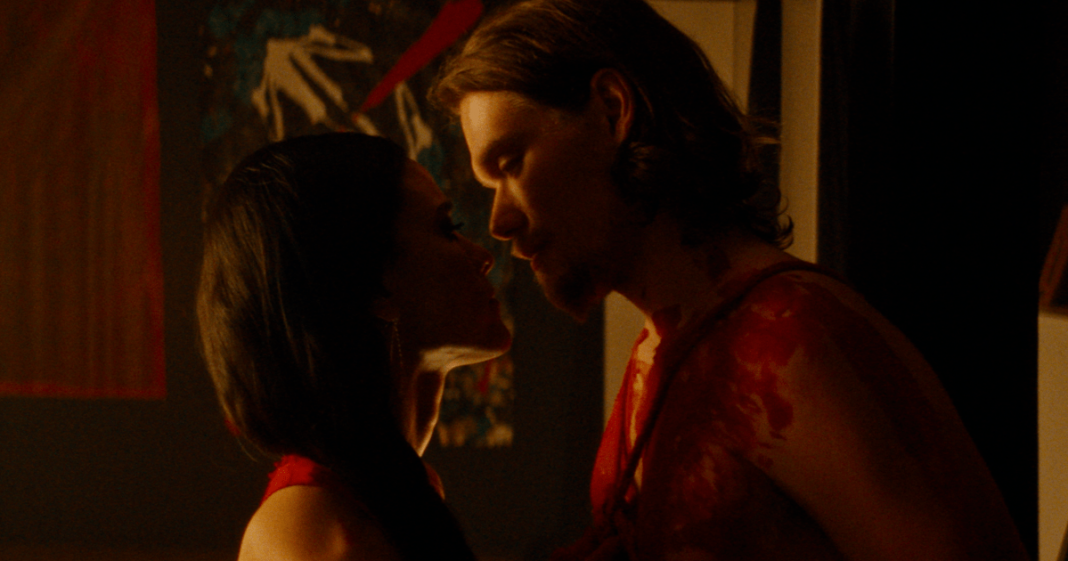 bight.png La película de suspenso erótico de Maiara Walsh, Bight, traspasa los límites en un tráiler exclusivo