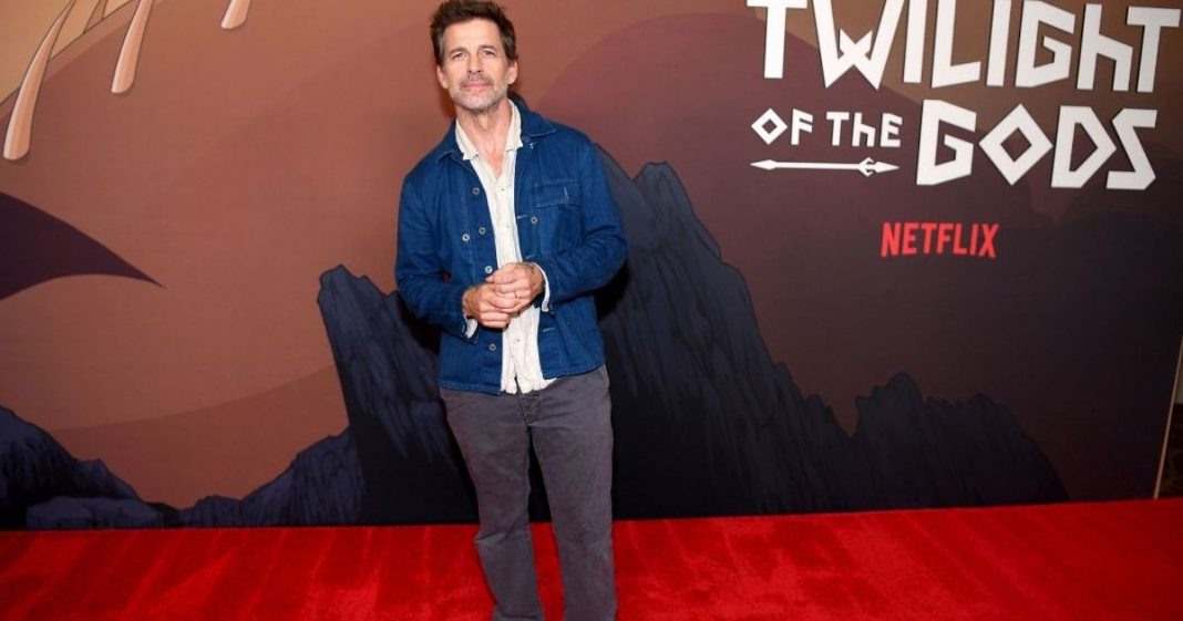 zckss.jpg Zack Snyder comparte foto de Superman del DCEU en medio del acuerdo de Netflix con Warner Bros.