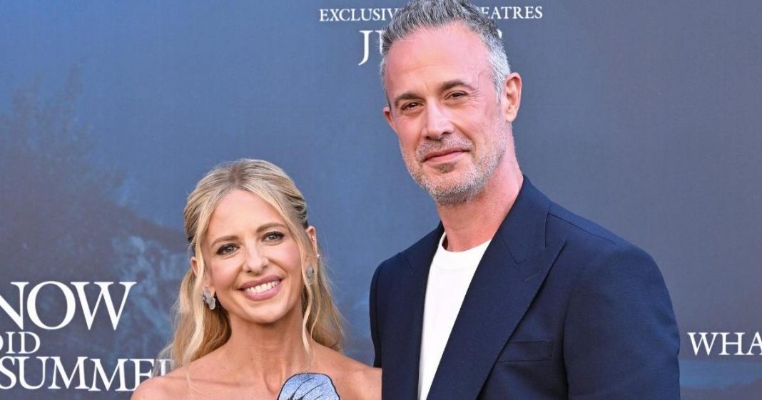 thkansddd.jpg Sarah Michelle Gellar revela una cosa que Freddie Prinze Jr. 'odia'